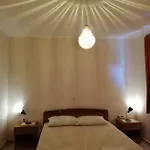 شقة Ivic